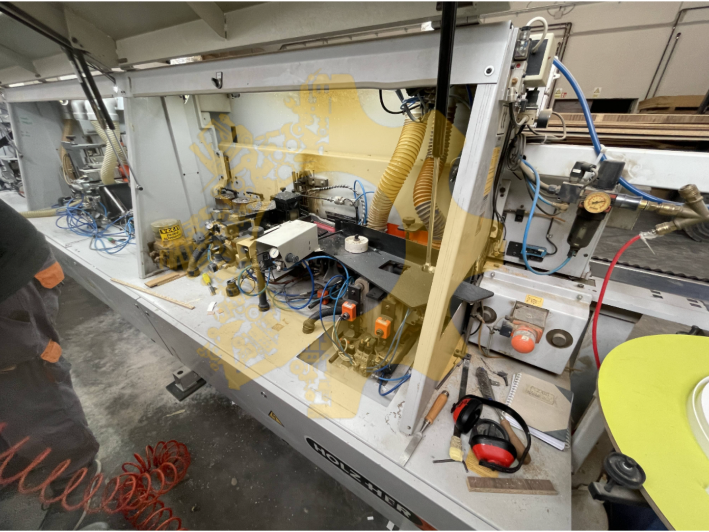 HOLZHER TRIATHLON 1487 V Kantenanleimmaschine